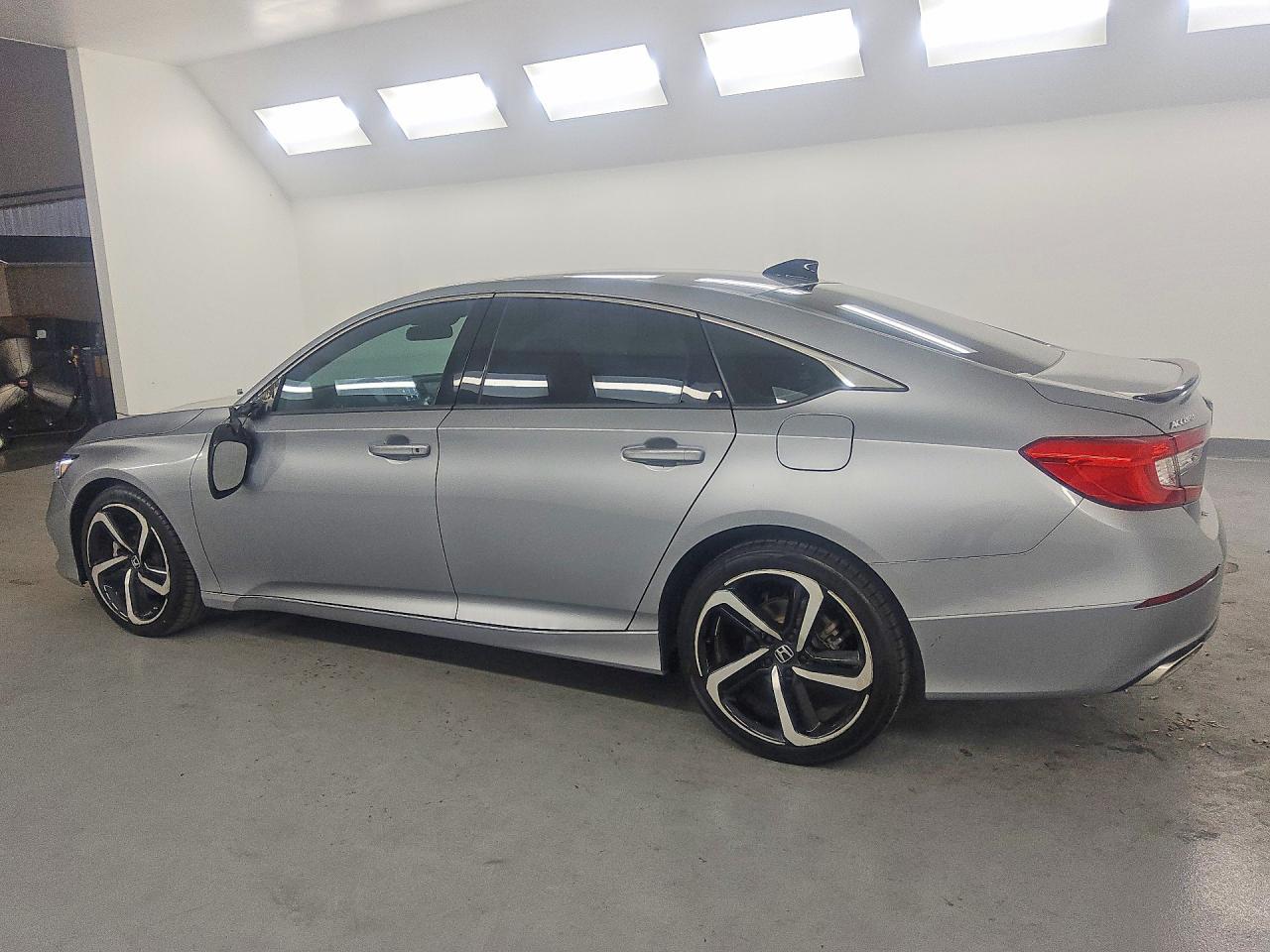 2021 Honda Accord Sport - Image 2