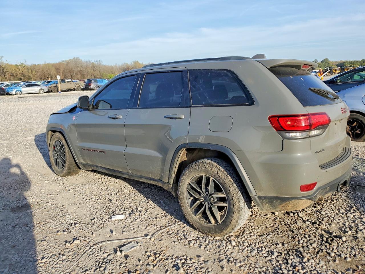 2020 Jeep Grand Cherokee - Image 2