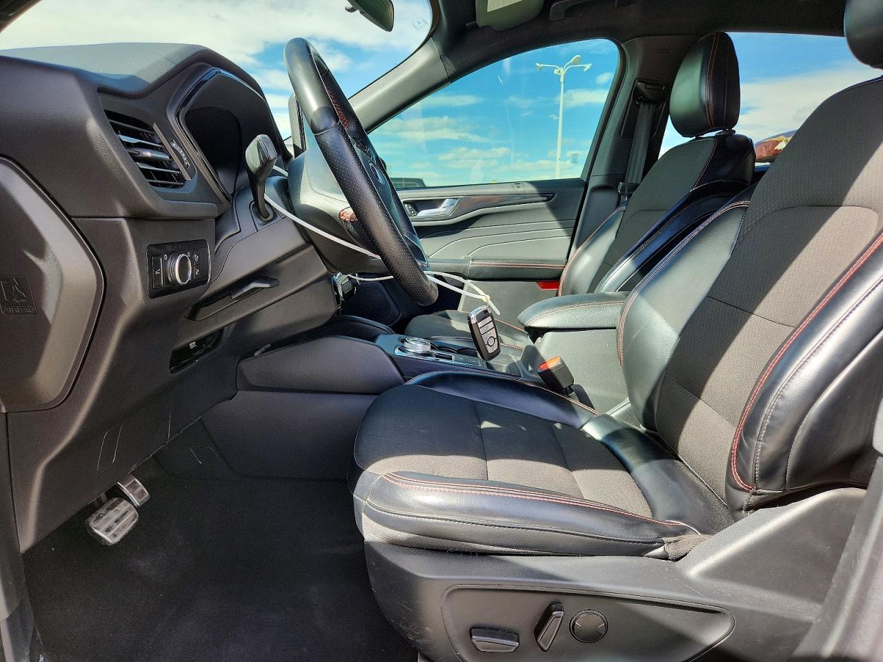 2024 Ford Escape St Line - Image 7