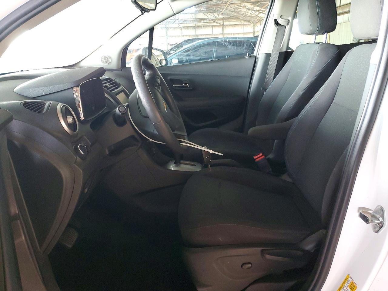 2015 Chevrolet Trax 1Ls - Фото 7