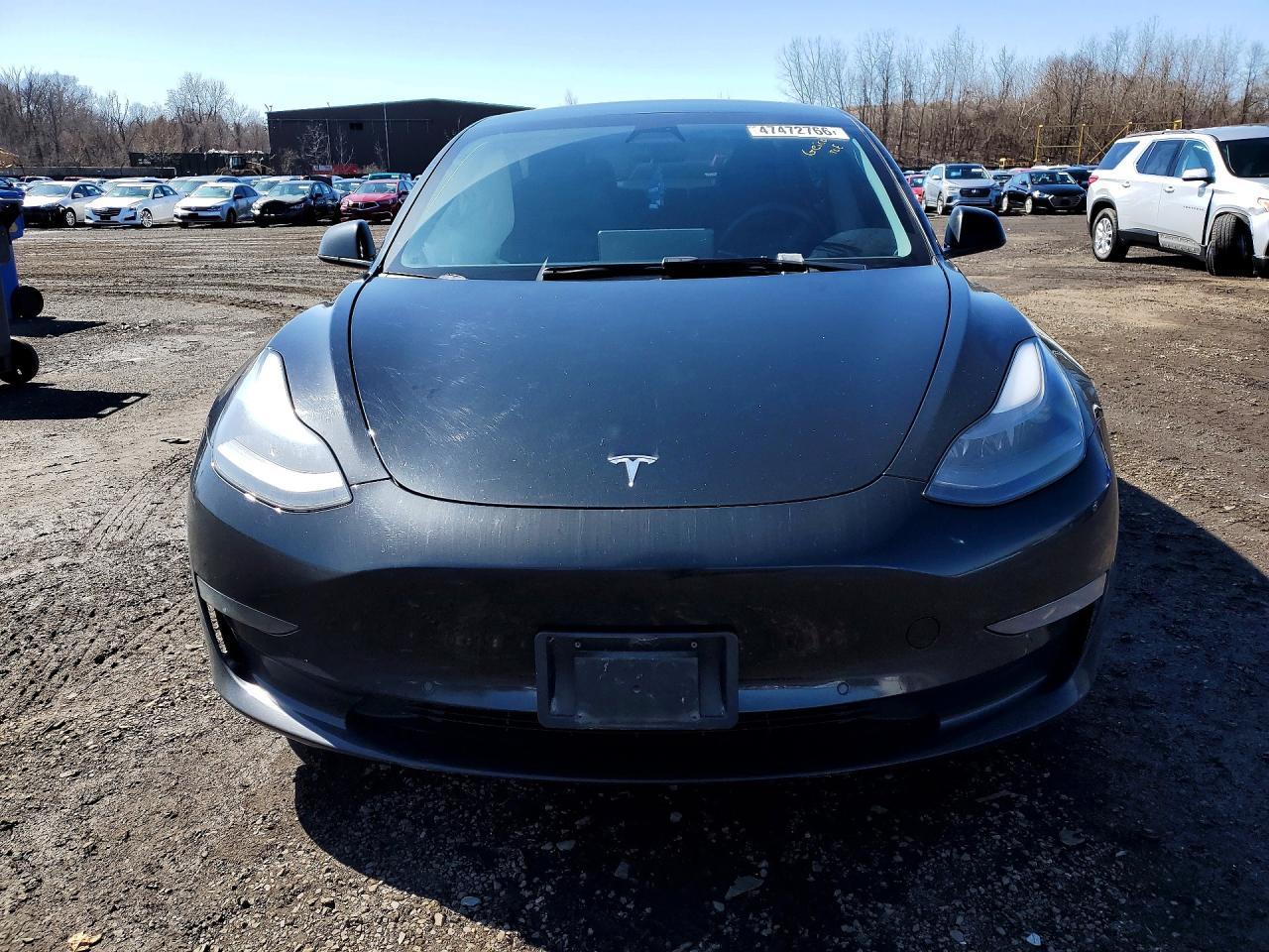 2022 Tesla Model 3 - Фото 5