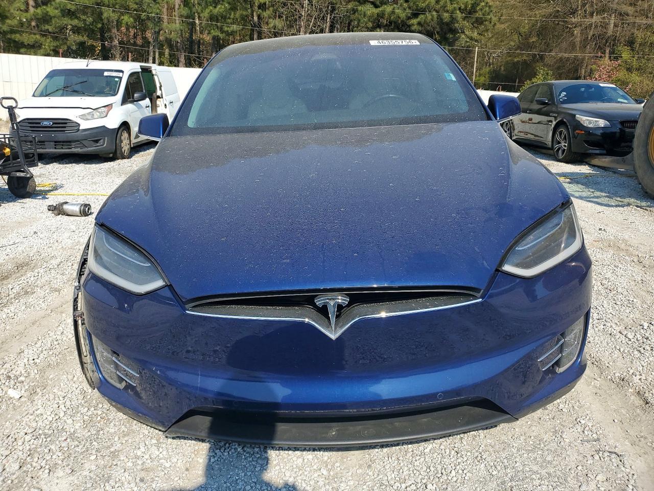 2019 Tesla Model X - Фото 5
