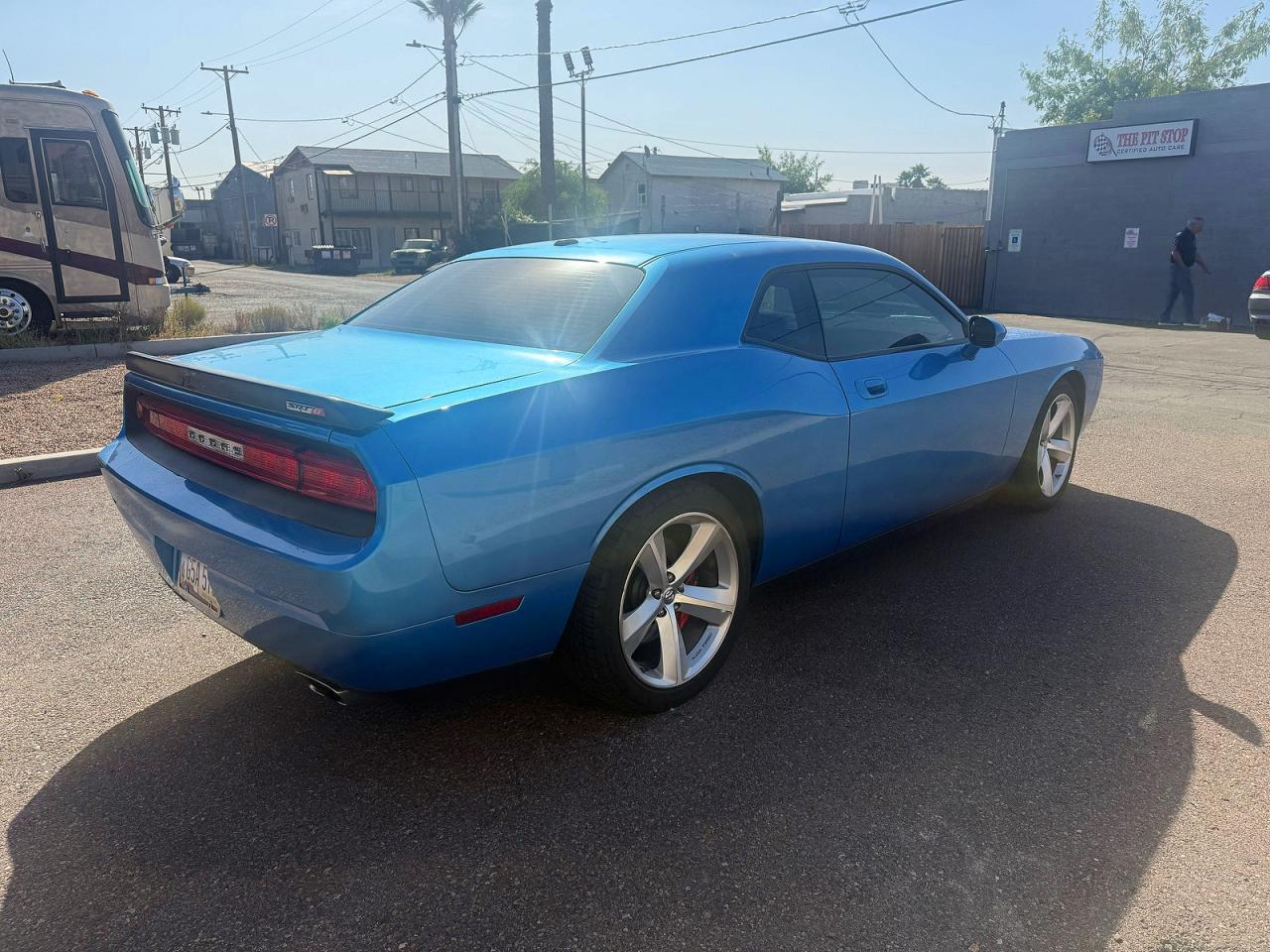 2010 Dodge Challenger Srt-8 - Image 4
