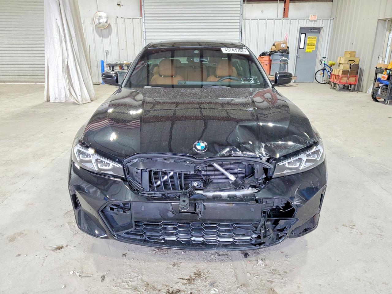 2026 BMW 330Xi - Фото 5