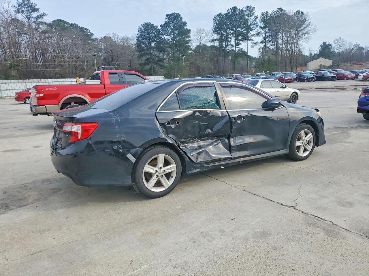 2013 Toyota Camry - Image 3
