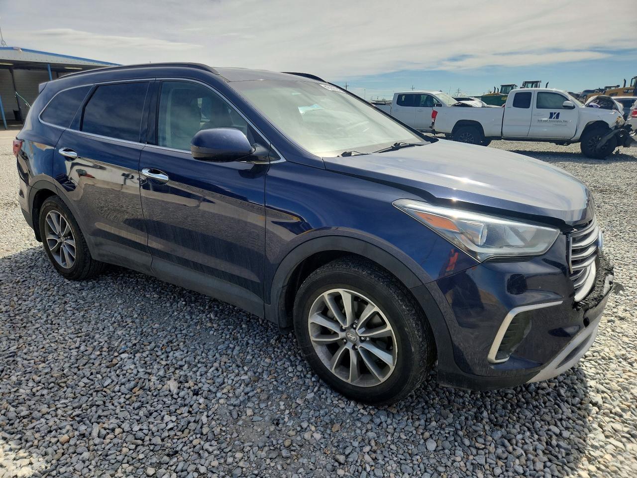 2018 Hyundai Santa Fe Se - Image 4