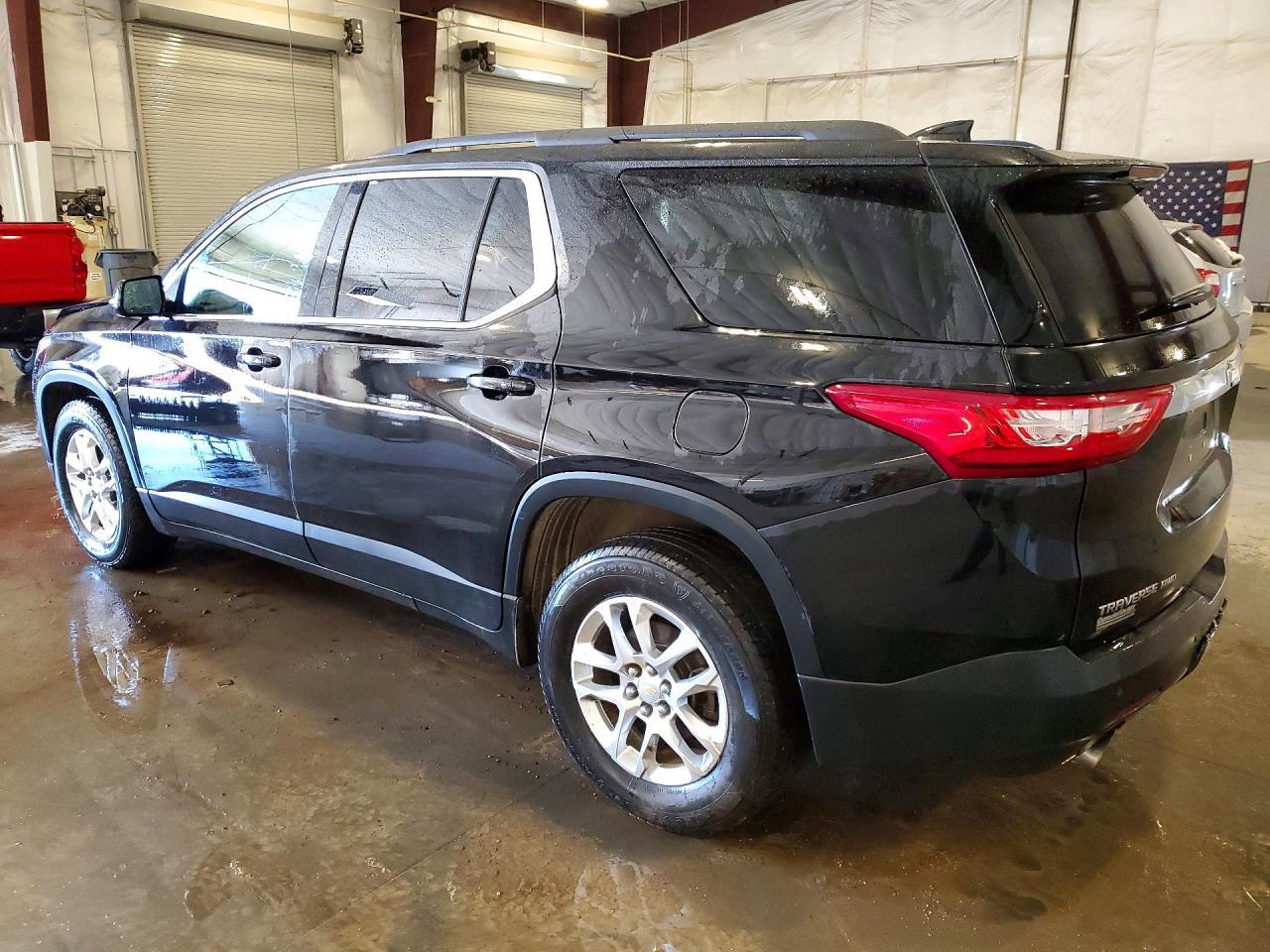 2019 Chevrolet Traverse Lt - Image 2