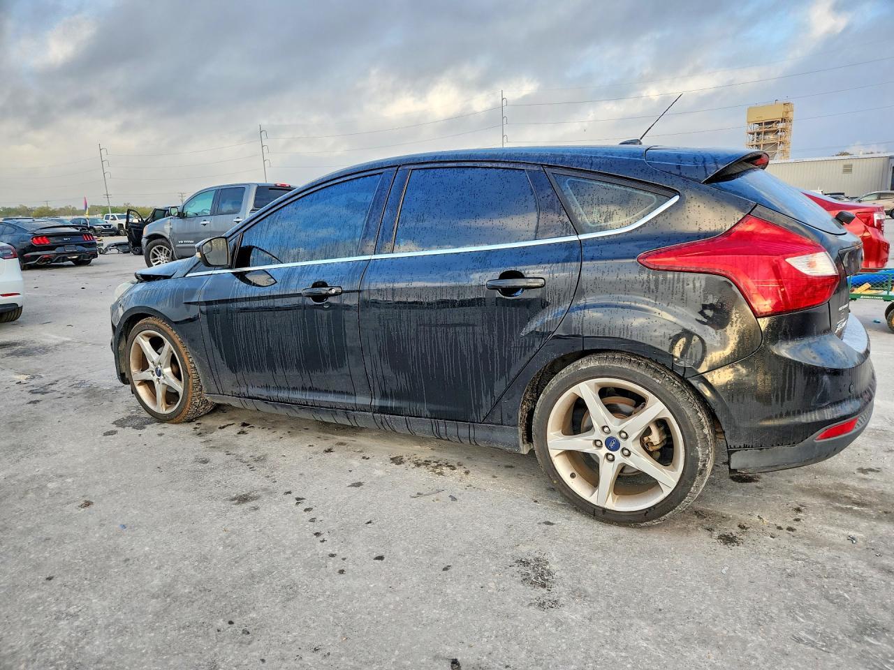 2013 Ford Focus Titanium - Фото 2