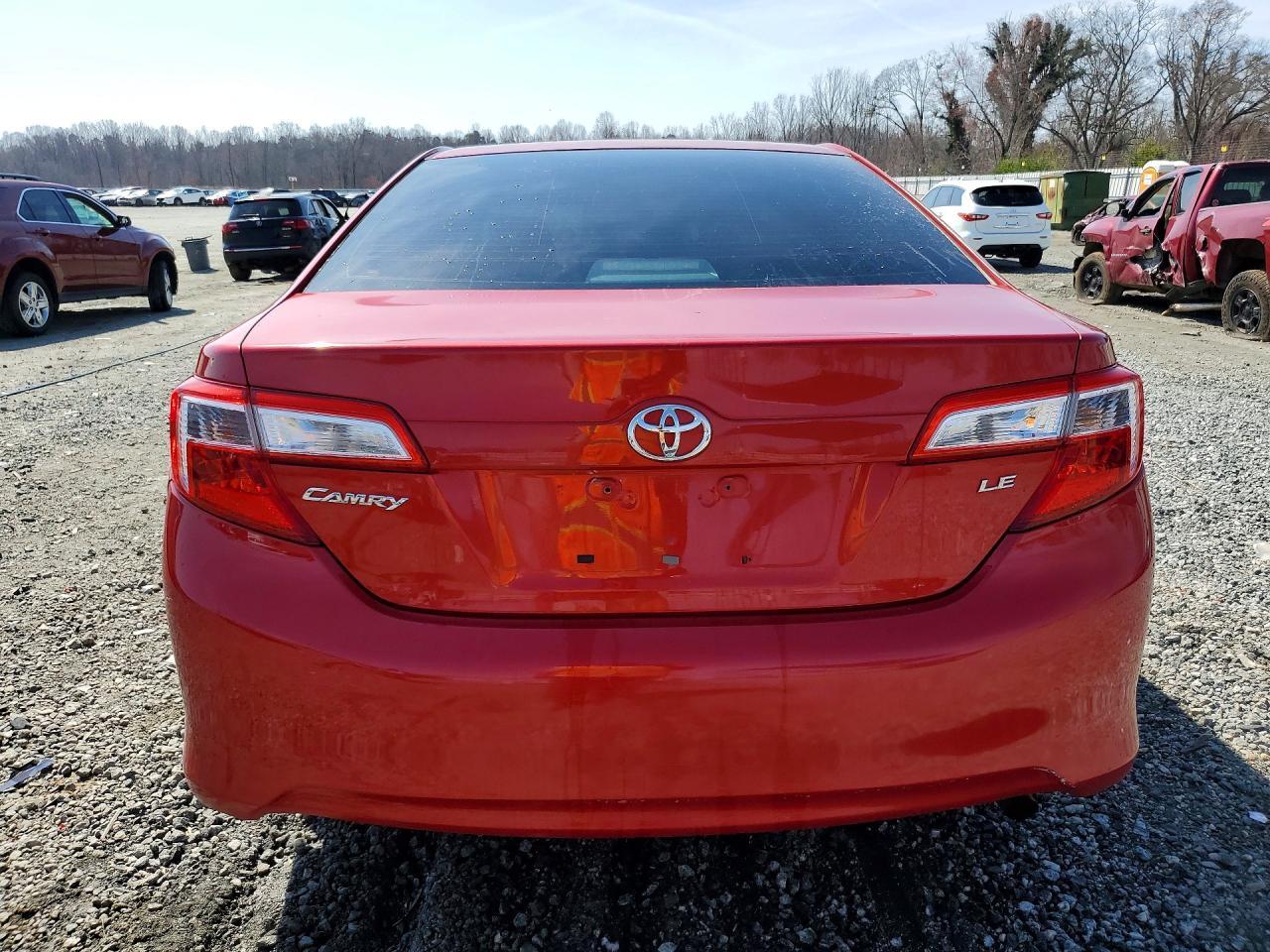2012 Toyota Camry Le - Фото 6