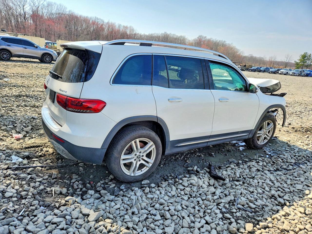 2023 Mercedes-Benz Glb 250 4Matic - Image 3