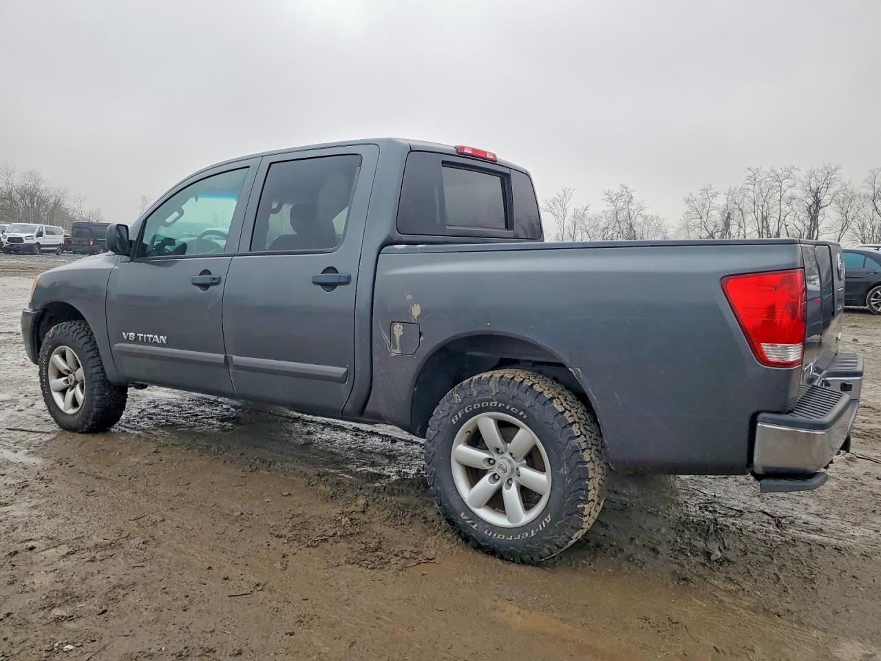 2012 Nissan Titan S - Фото 2