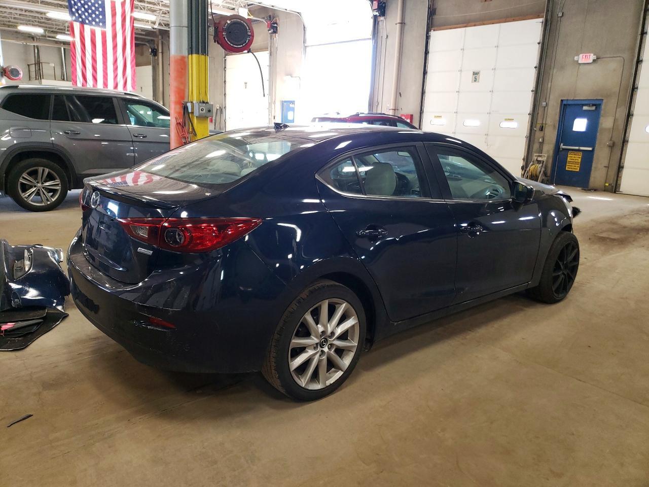 2017 Mazda 3 Grand Touring - Image 3