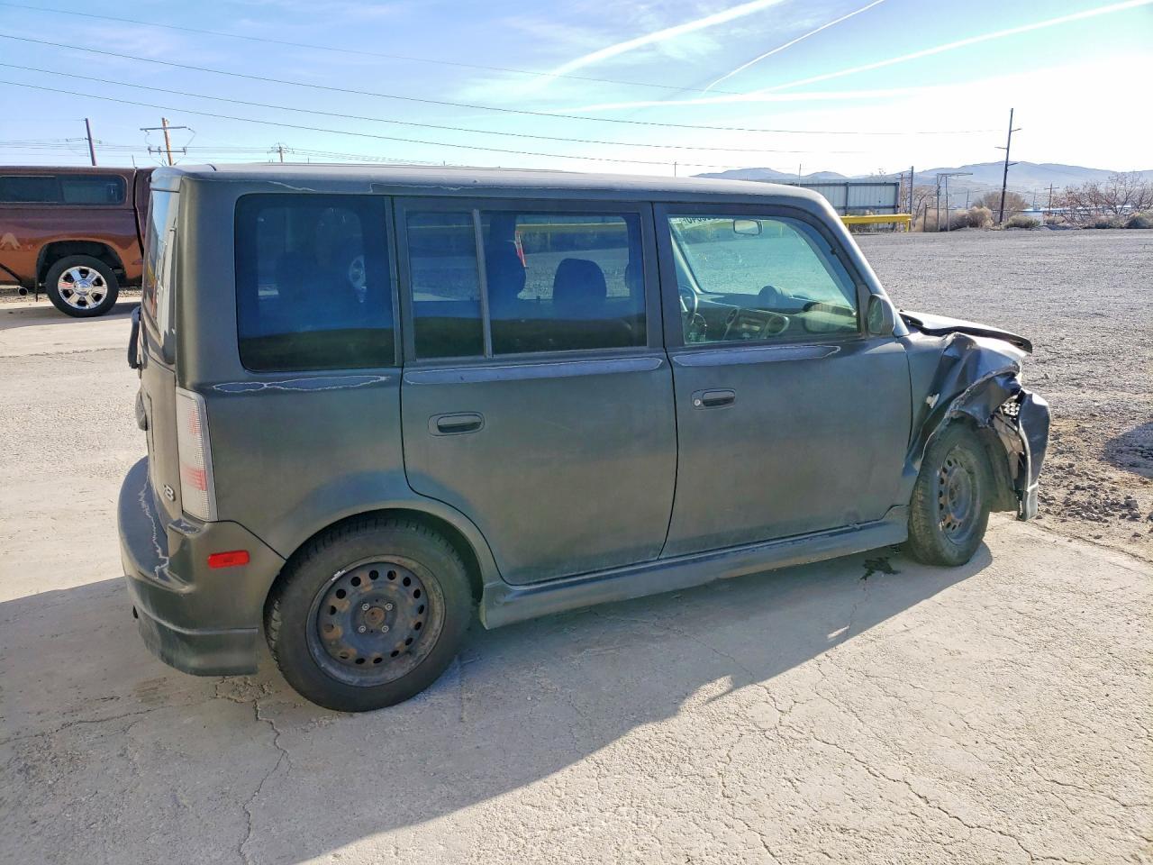 2005 Scion Xb Base - Фото 3