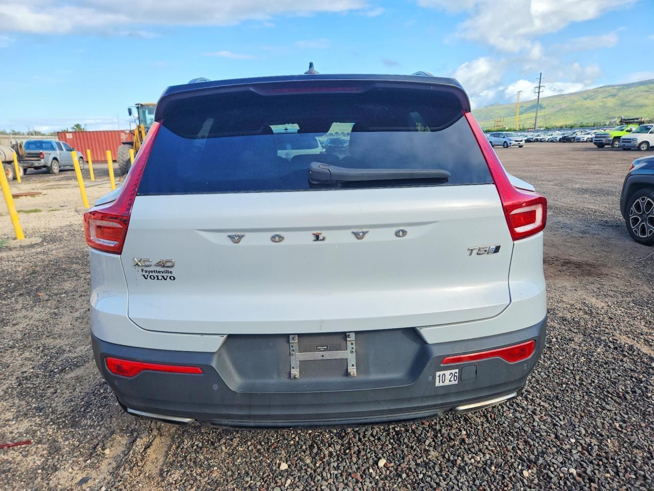 2020 Volvo Xc40 T5 R-Design - Фото 6