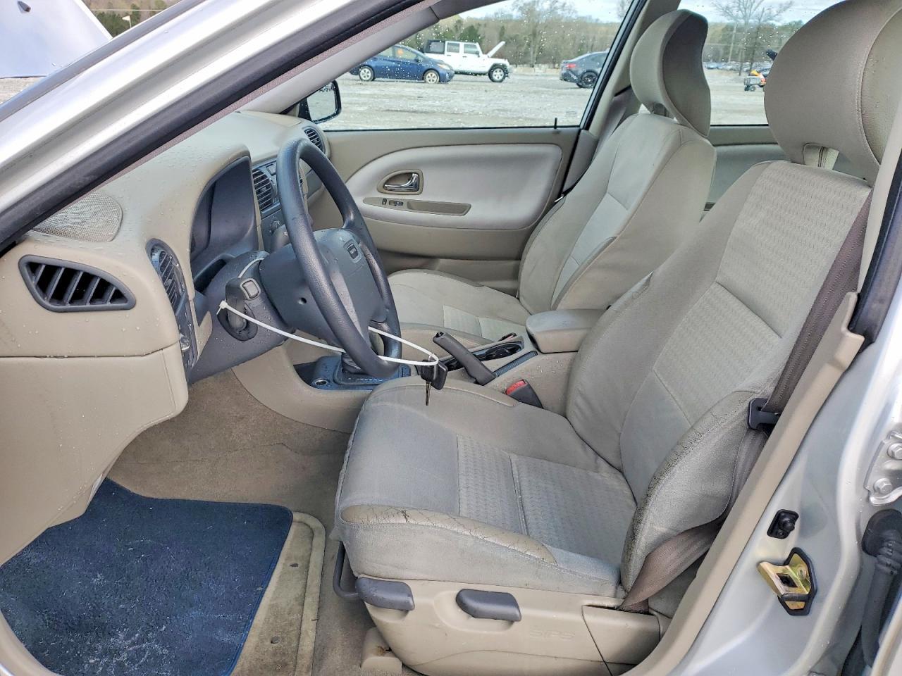 2002 Volvo S40 1.9T - Фото 7