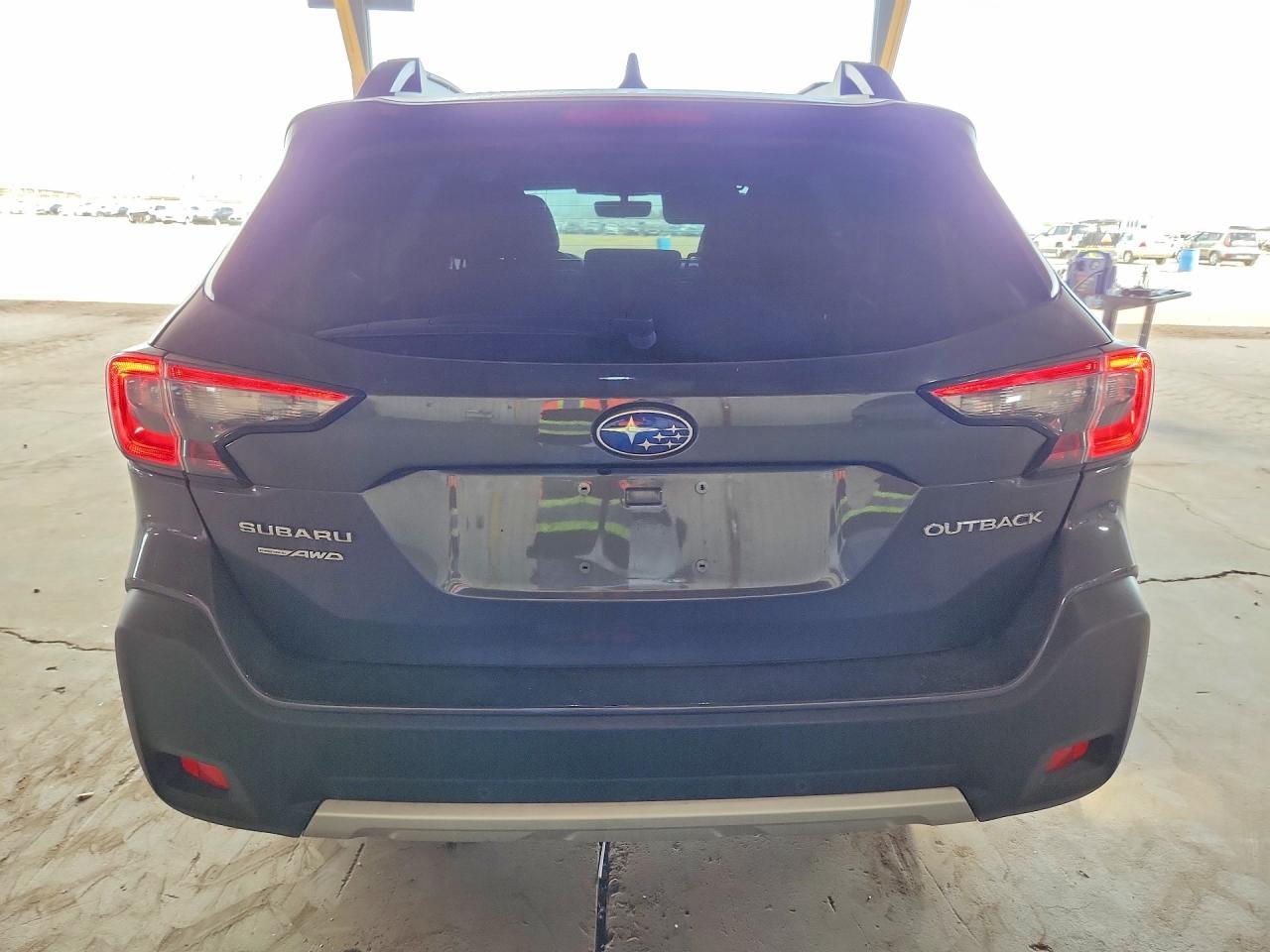 2023 Subaru Outback Limited - Image 6