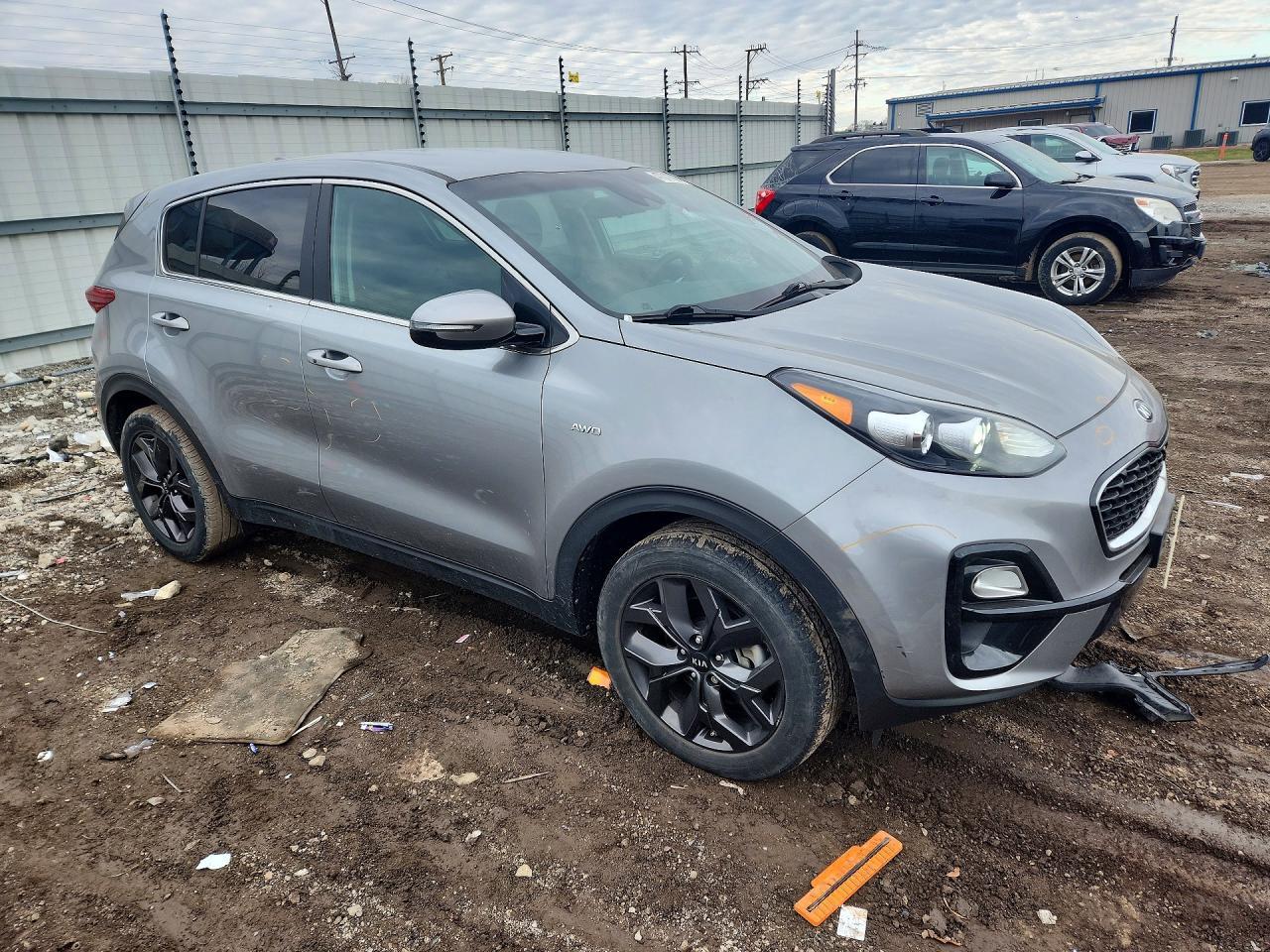 2022 Kia Sportage Lx - Image 4