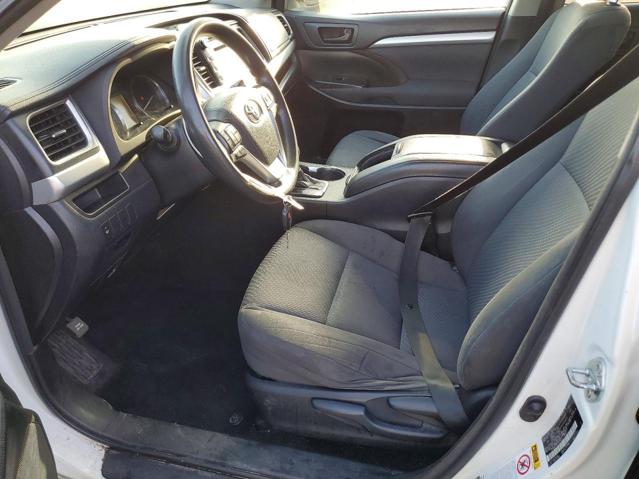 2015 Toyota Highlander Le - Image 7
