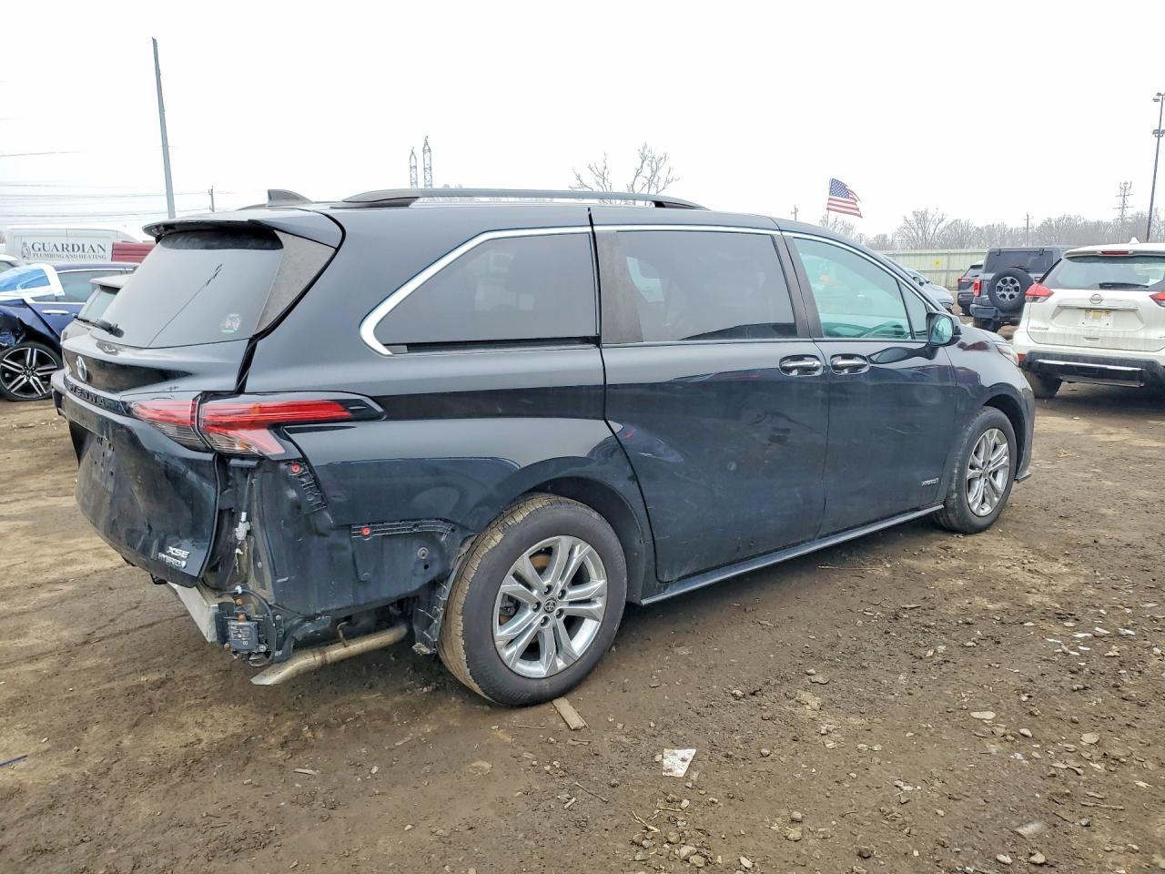 2021 Toyota Sienna Xse 7-Passenger - Фото 3