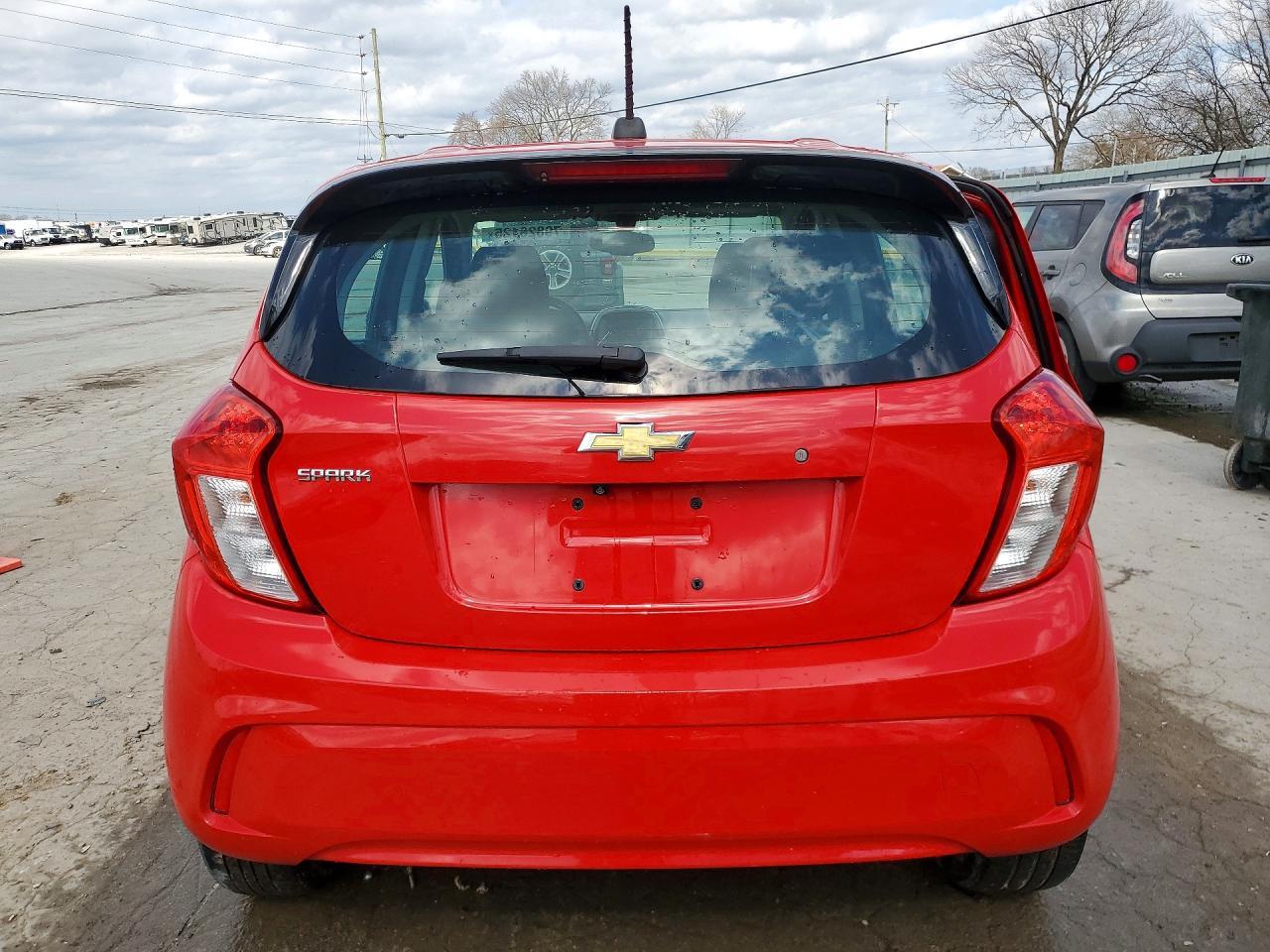 2018 Chevrolet Spark Ls - Фото 6