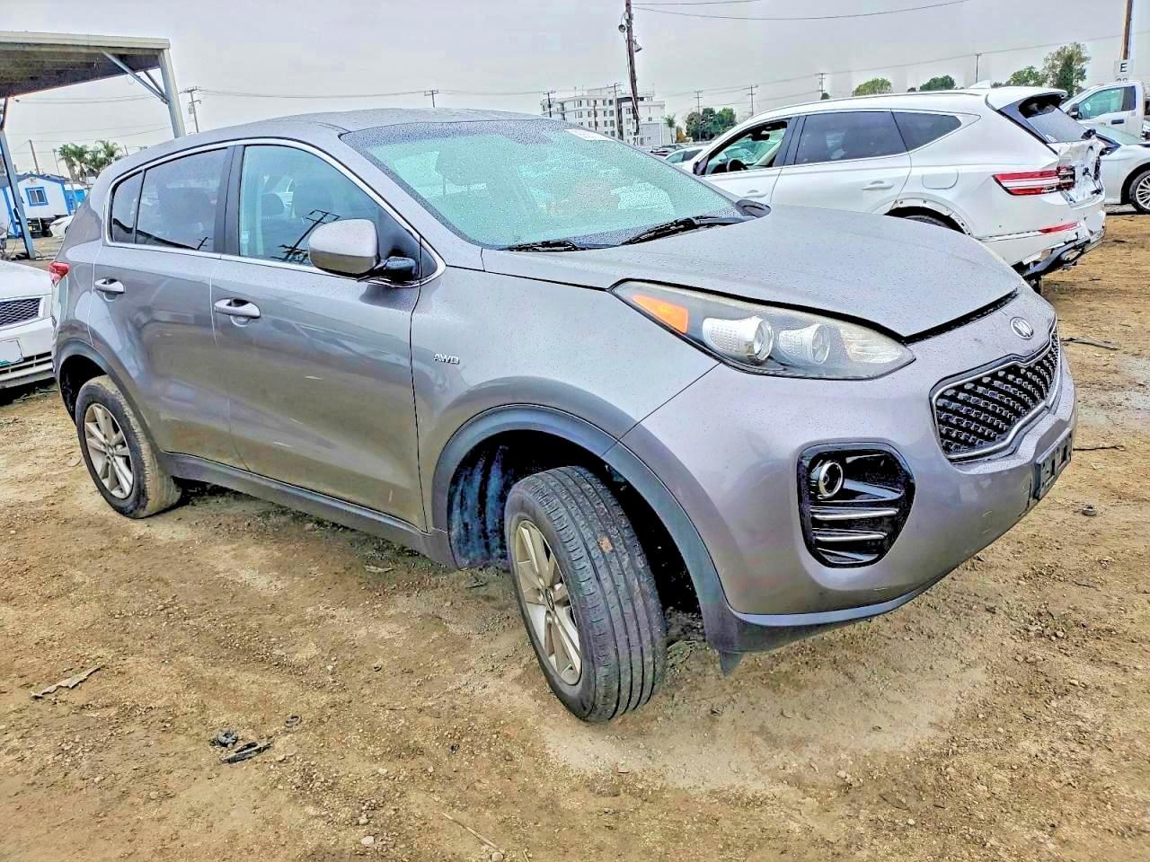 2017 Kia Sportage Lx - Image 4