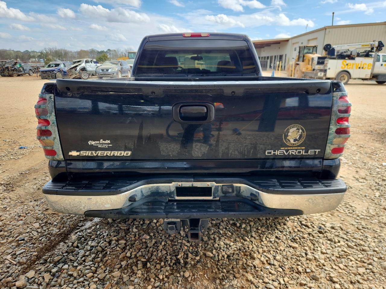 2004 Chevrolet Silverado K2500 - Image 6