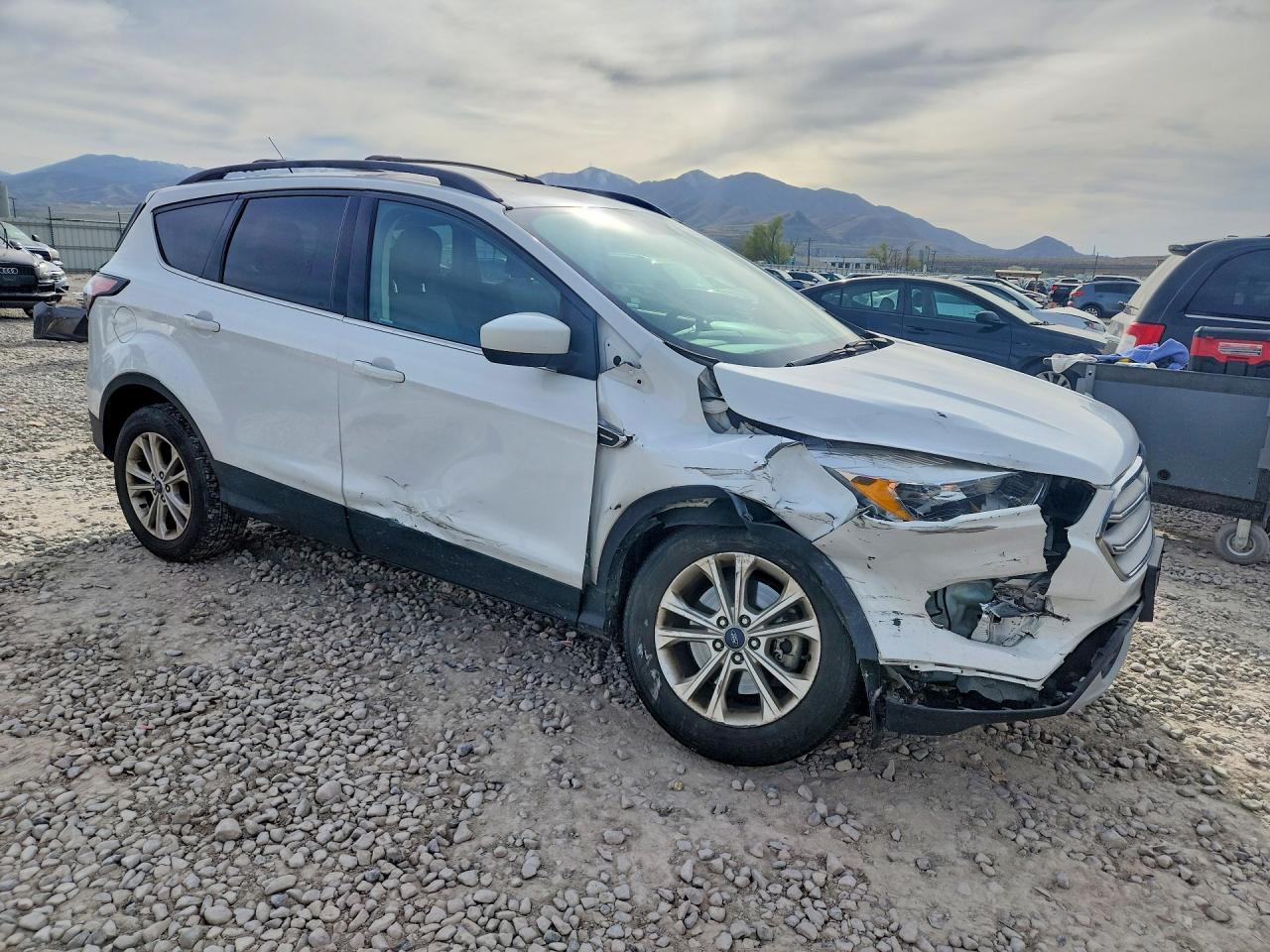 2018 Ford Escape Se - Фото 4