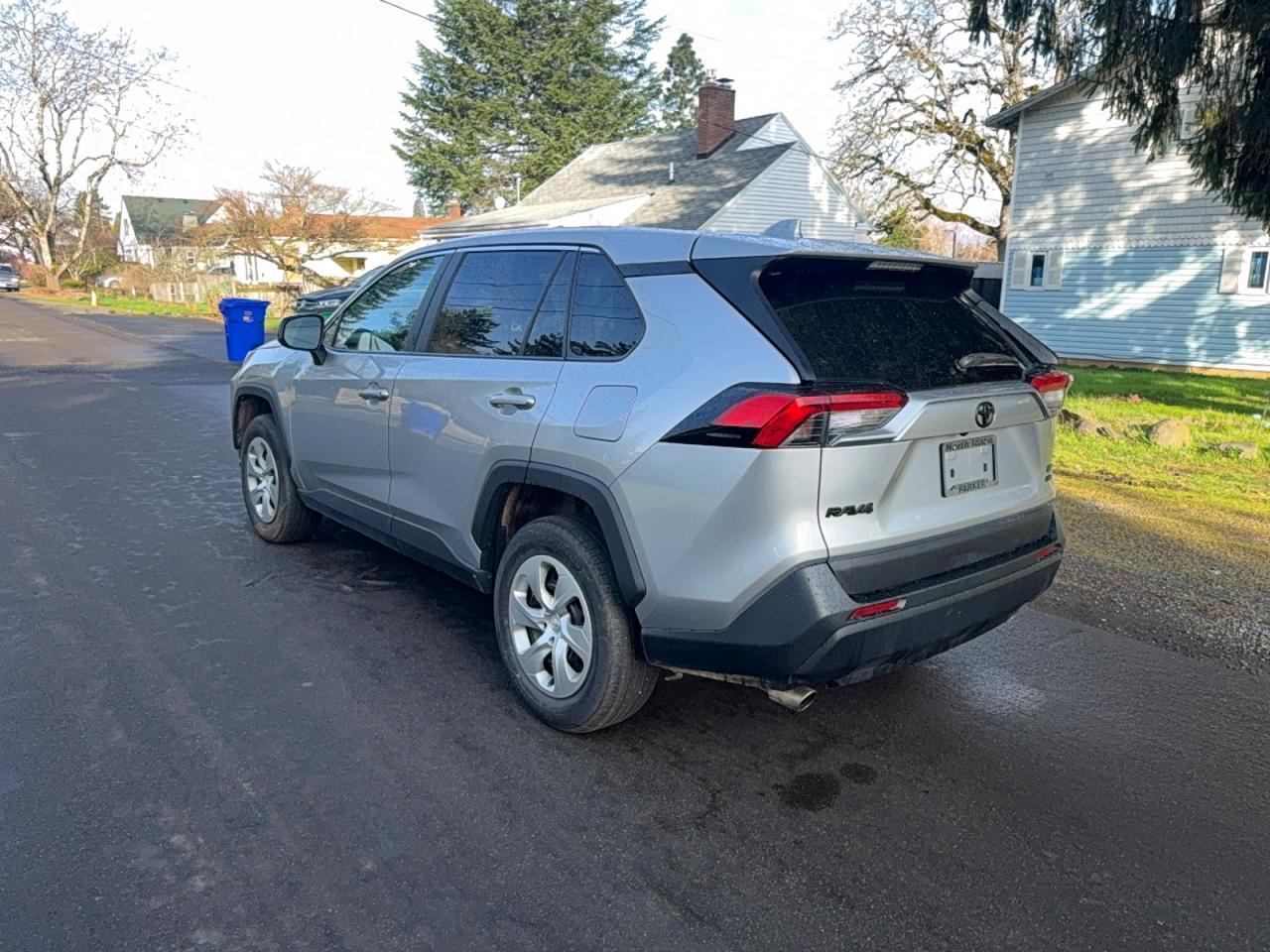 2022 Toyota Rav4 Le - Фото 3