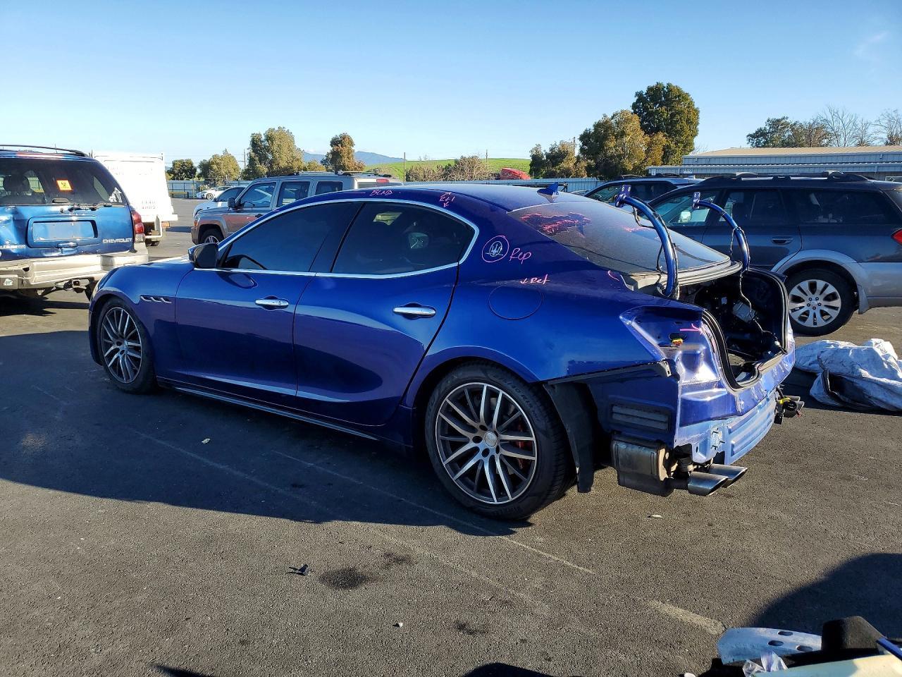 2019 Maserati Ghibli S - Фото 2