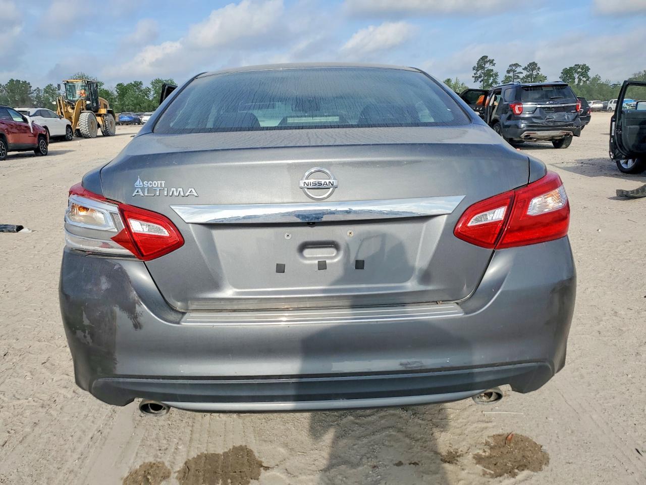 2017 Nissan Altima 2.5 S - Фото 6