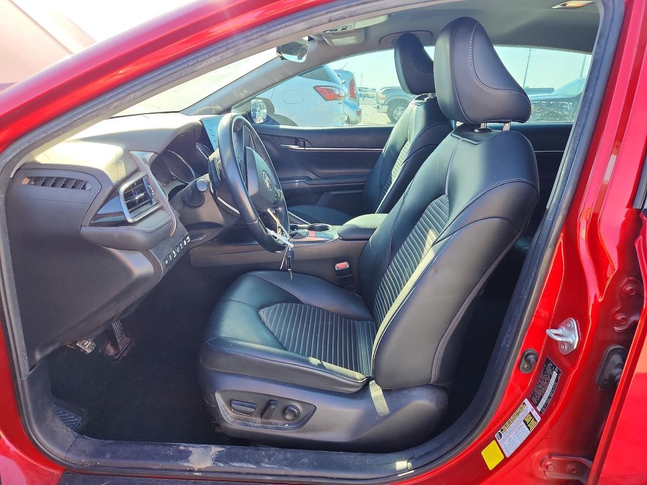 2022 Toyota Camry Se - Фото 7