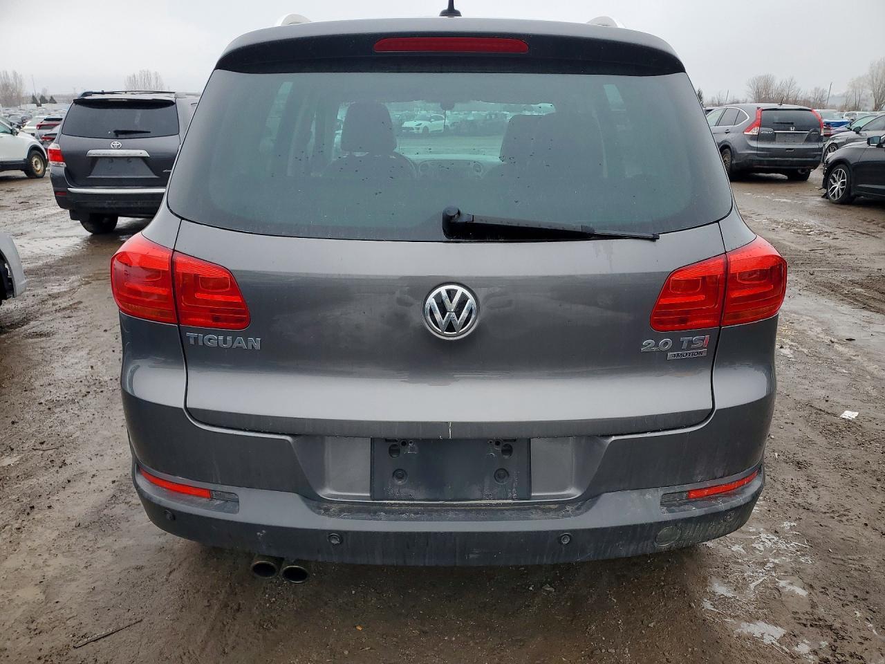 2012 Volkswagen Tiguan S - Image 6