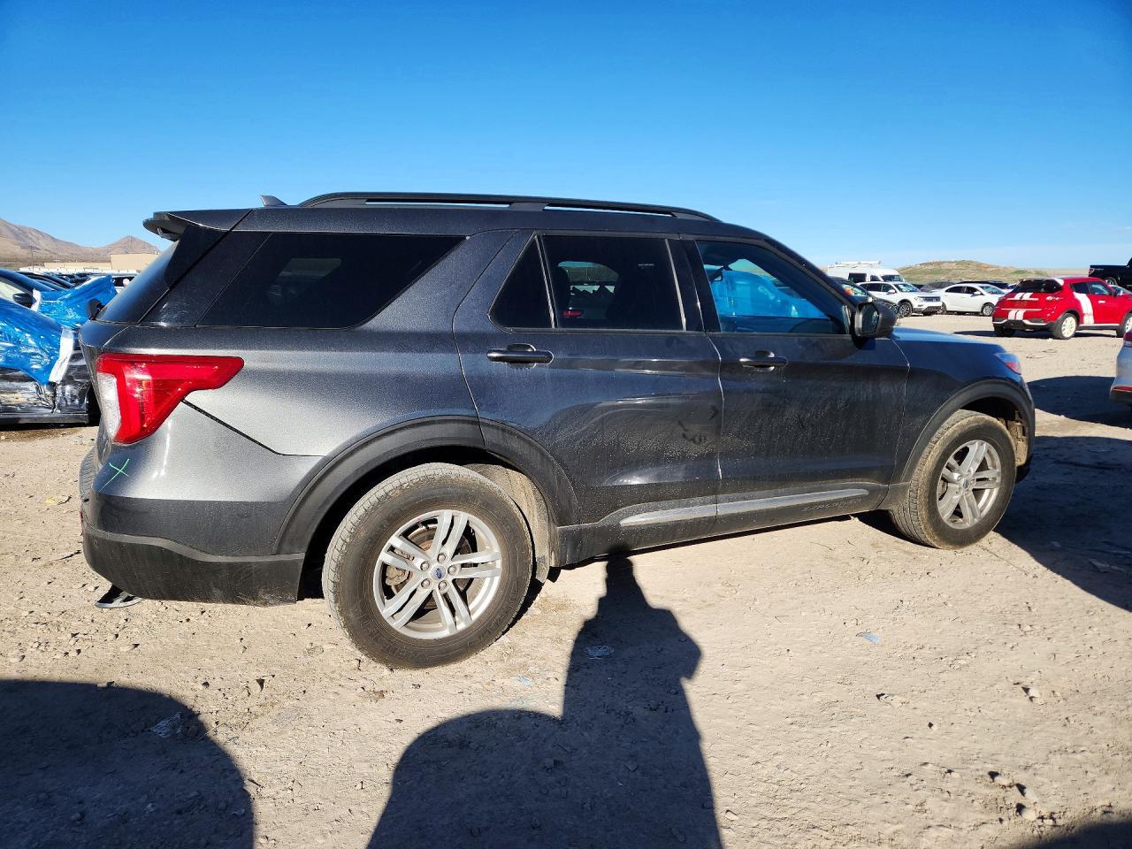 2020 Ford Explorer Xlt - Фото 3