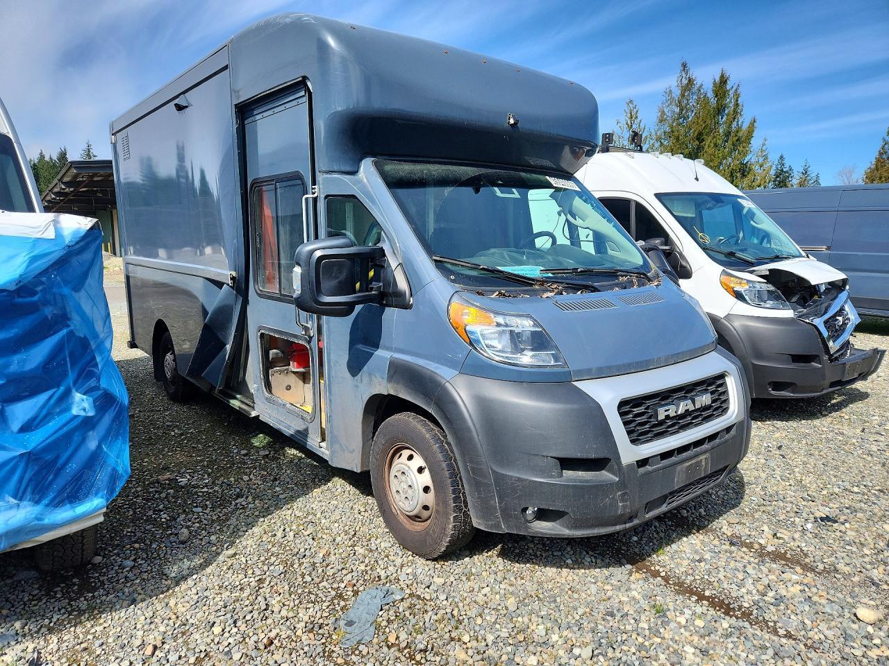 2022 Ram Promaster 3500 Delivery Truck - Image 4