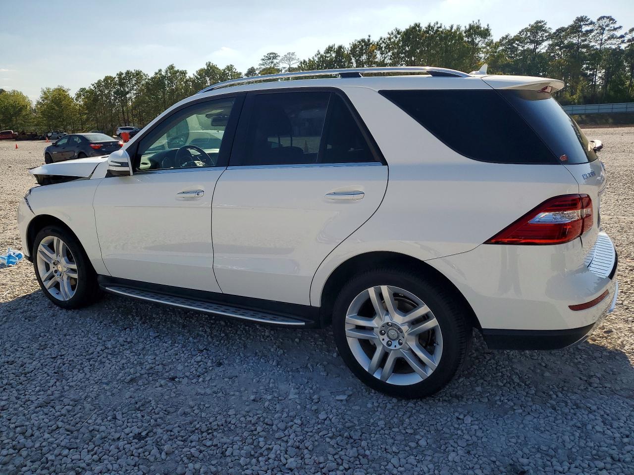 2015 Mercedes-Benz Ml 350 - Image 2