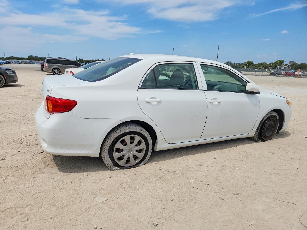 2009 Toyota Corolla Le - Image 3