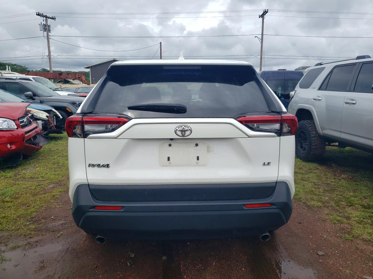 2024 Toyota Rav4 Le - Image 6