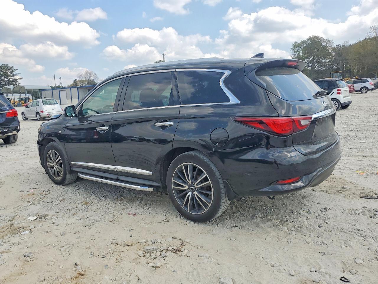 2020 Infiniti Qx60 - Image 2