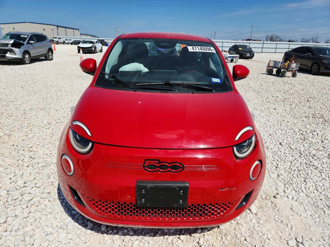 2024 Fiat 500 E Red - Фото 5