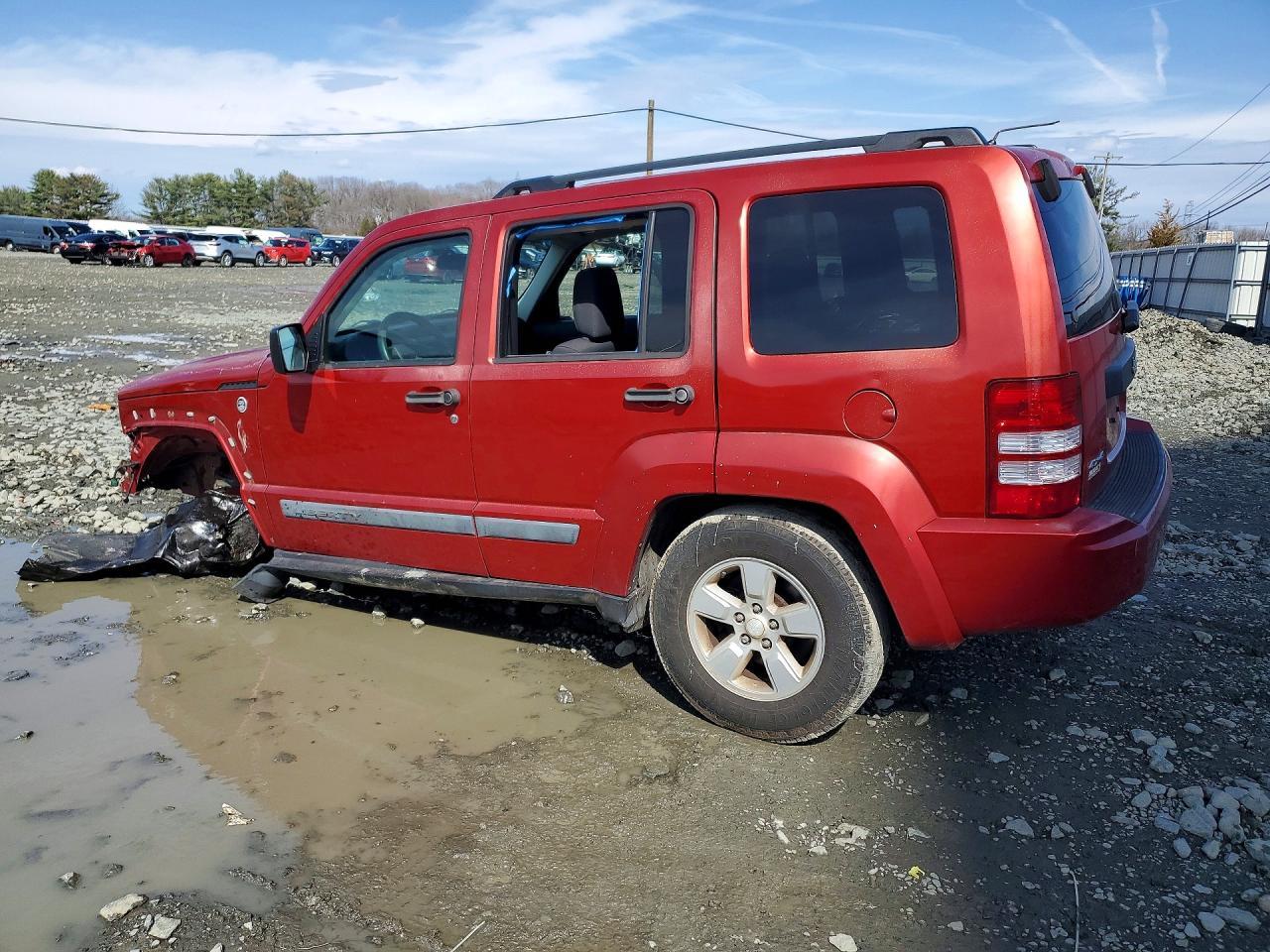 2009 Jeep Liberty Sport - Image 2