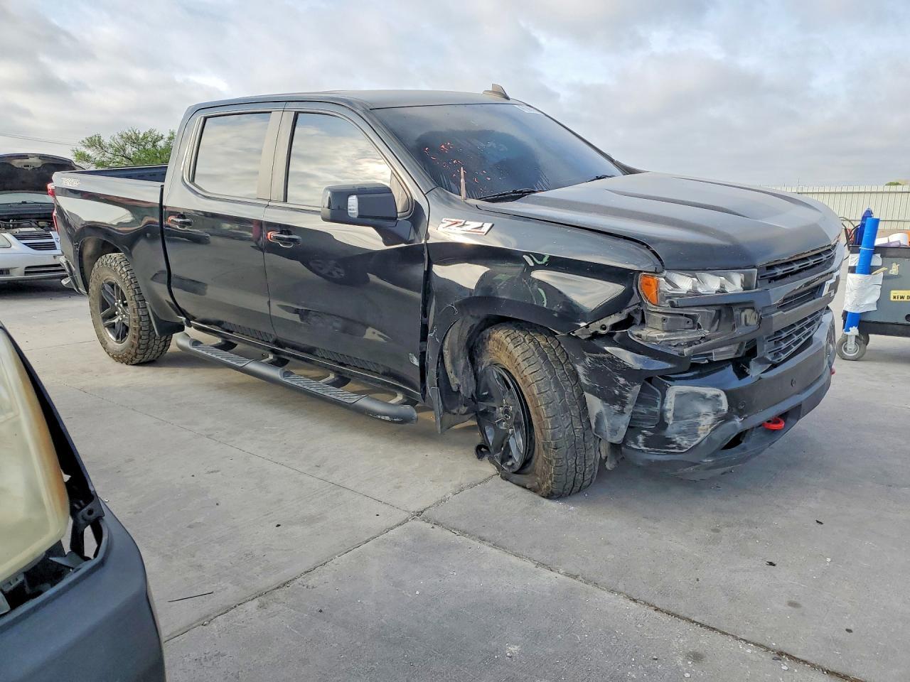 2020 Chevrolet Silverado K1500 Lt Trail Boss - Image 4