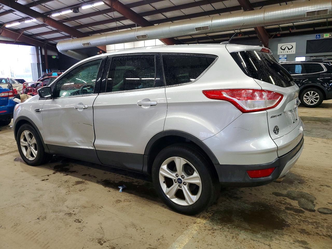 2016 Ford Escape Se - Image 2