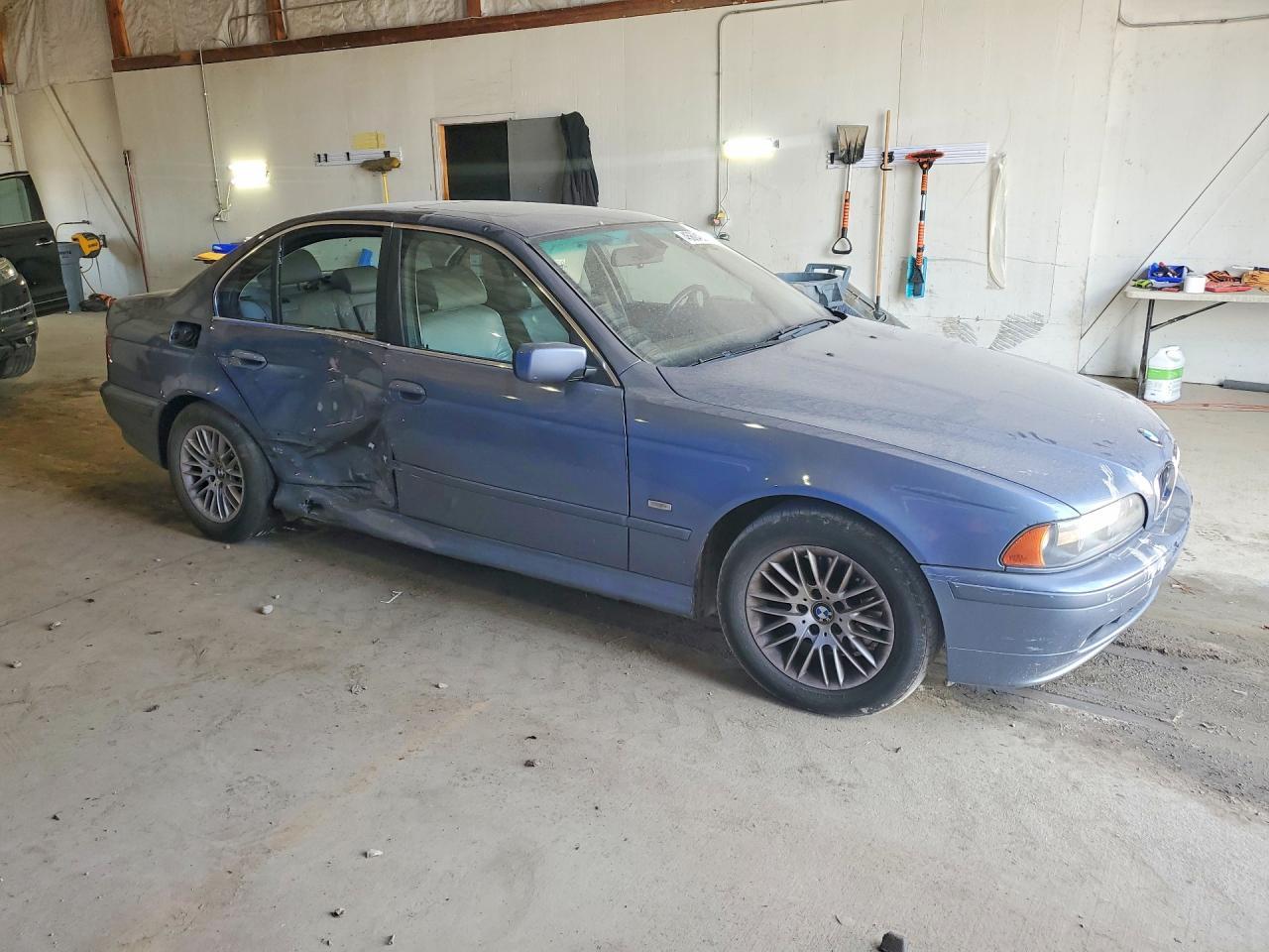 2001 BMW 530 I Automatic - Image 4