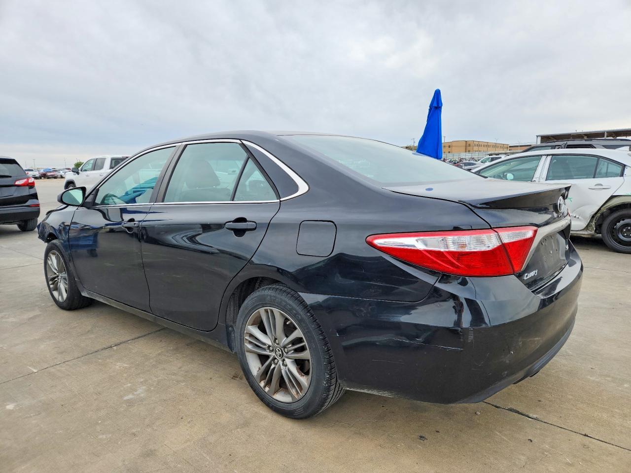2016 Toyota Camary - Image 2