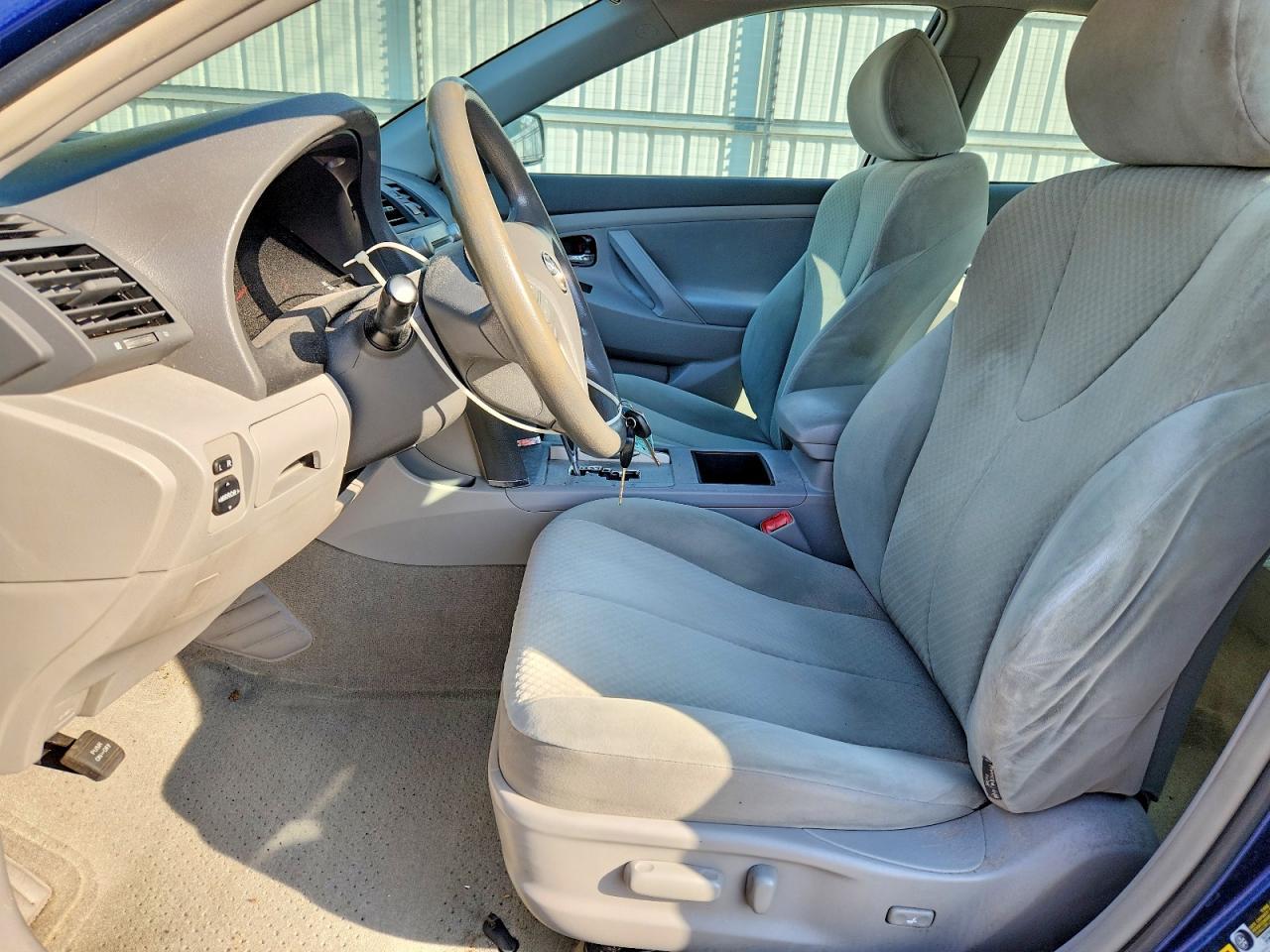 2007 Toyota Camry Le - Image 7