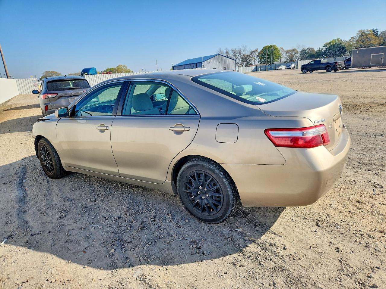 2008 Toyota Camry Le - Image 2
