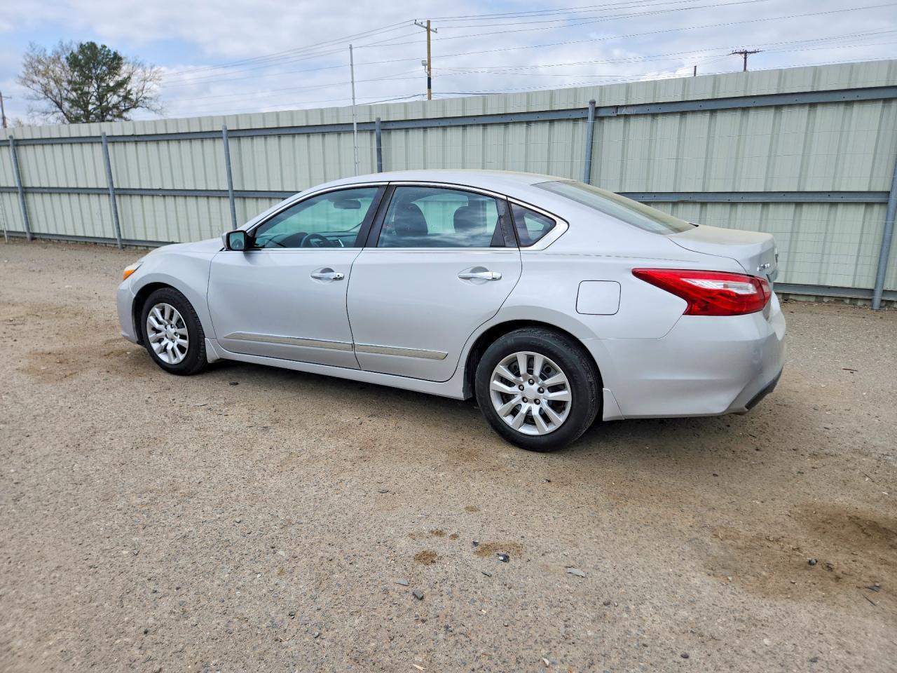 2017 Nissan Altima 2.5 S - Image 2