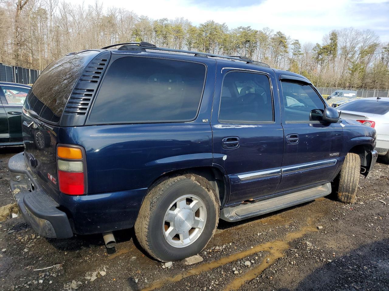 2004 GMC Yukon - Фото 3