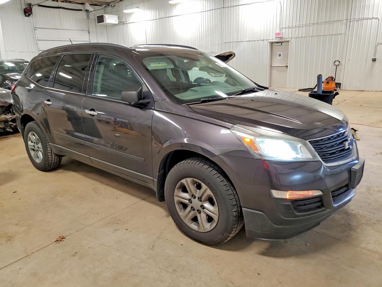 2015 Chevrolet Traverse Ls - Image 4