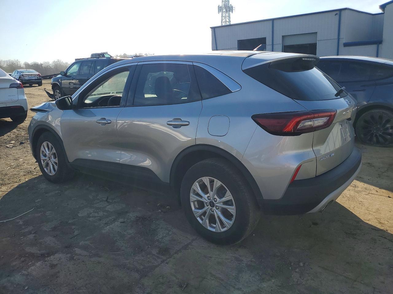 2024 Ford Escape Active - Фото 2